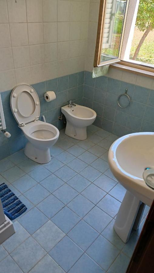 פוליניו Marco - Camere Con Bagno Privato Vicino Al Centro מראה חיצוני תמונה